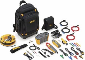 Ricca gamma di accessori forniti insieme al tester fotovoltaico Fluke SMFT-1000