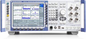 Il tester per comunicazioni a banda larga R&S CMW500 è uno strumento potente e flessibile capace di simulare e verificare molteplici tipologie di connessioni wireless