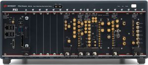 Generatore Keysight N9383A inserito in un cestello PXIe