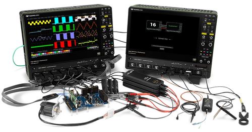 Configurazione a 16 canali accoppiando 2 strumenti