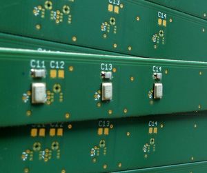 Schiera di microfoni miniaturizzati © Fraunhofer IDMT